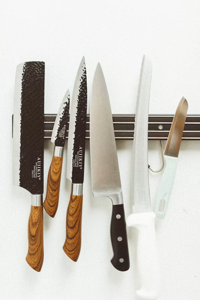 Magnetic Knife Rack Wall-Mounted Kitchen Organizer